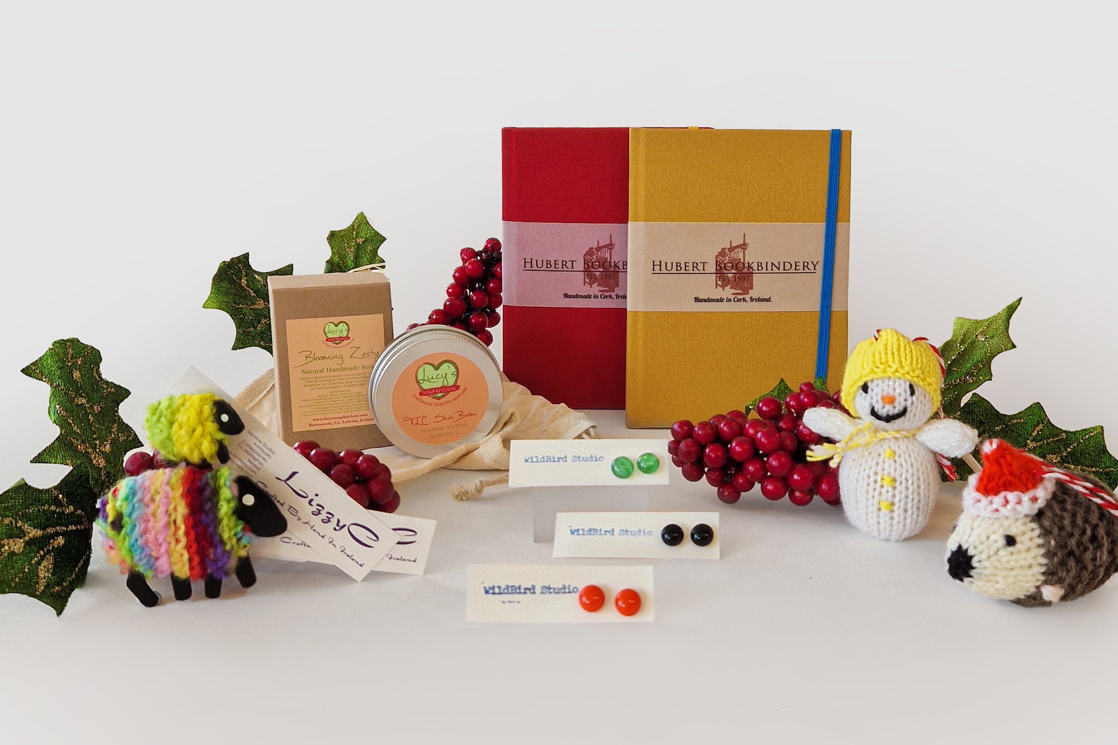 Christmas gift ideas perfect for last minute gifts and stocking stuffers