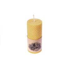 Beeswax Wide Medium Candle