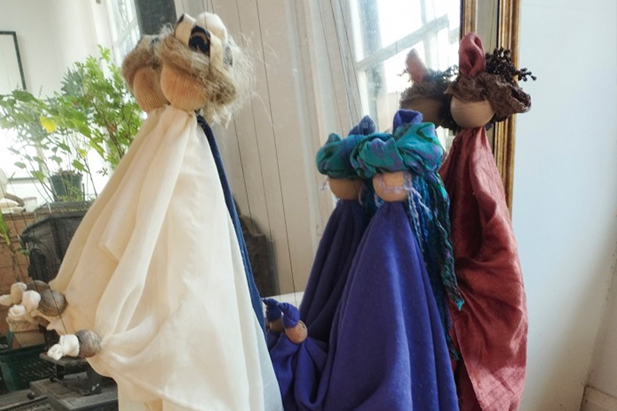 Culture Night 2024: Drop-in Scarf Puppet Workshop with Rose Minnema