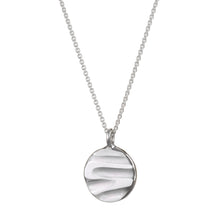 Grand Soft Day Silver Disc Necklace